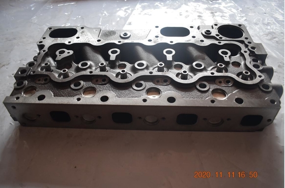 ชิ้นส่วนเครื่องยนต์รถขุดสำหรับ  E950B 3304 ฝาสูบ 1N4304