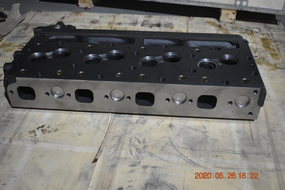 ชิ้นส่วนเครื่องยนต์รถขุดสำหรับ  E950B 3304 ฝาสูบ 1N4304